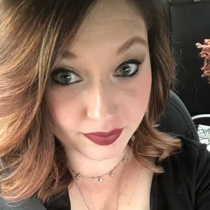 Meet your Posher, Kayedee